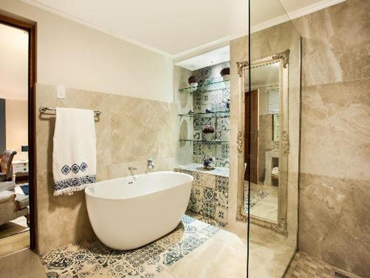 The Coral Tree Hotel Mbombela Kültér fotó